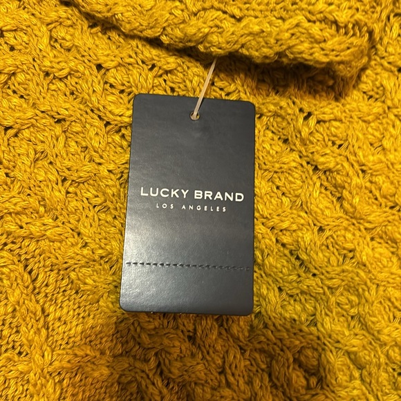 Lucky Brand crop sweater small - Picture 4 of 5
